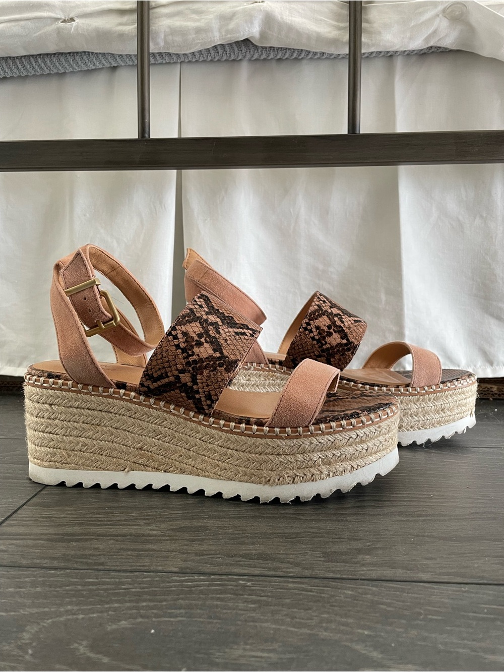 Crown Vintage Espadrille Wedges - Size 9 - Snake Ankle Strap Platform Sandal - Picture 3 of 13
